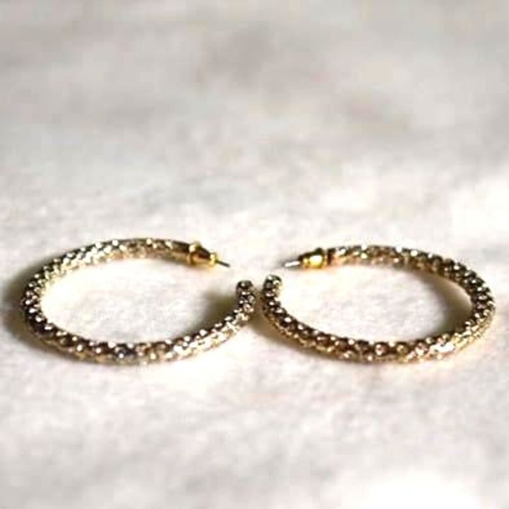 Vintage Shine Bright Circle Hoop Gold Tone Heavy Metal Clear Rhinestone Earrings